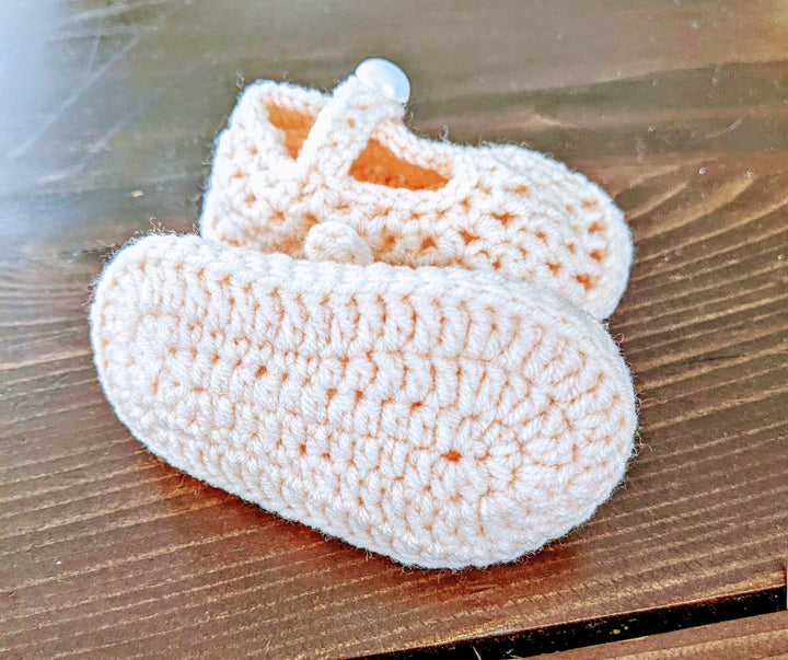 Amalisa Sweet Pink Crochet Newborn Shoes - Plum Sugar Shoppe