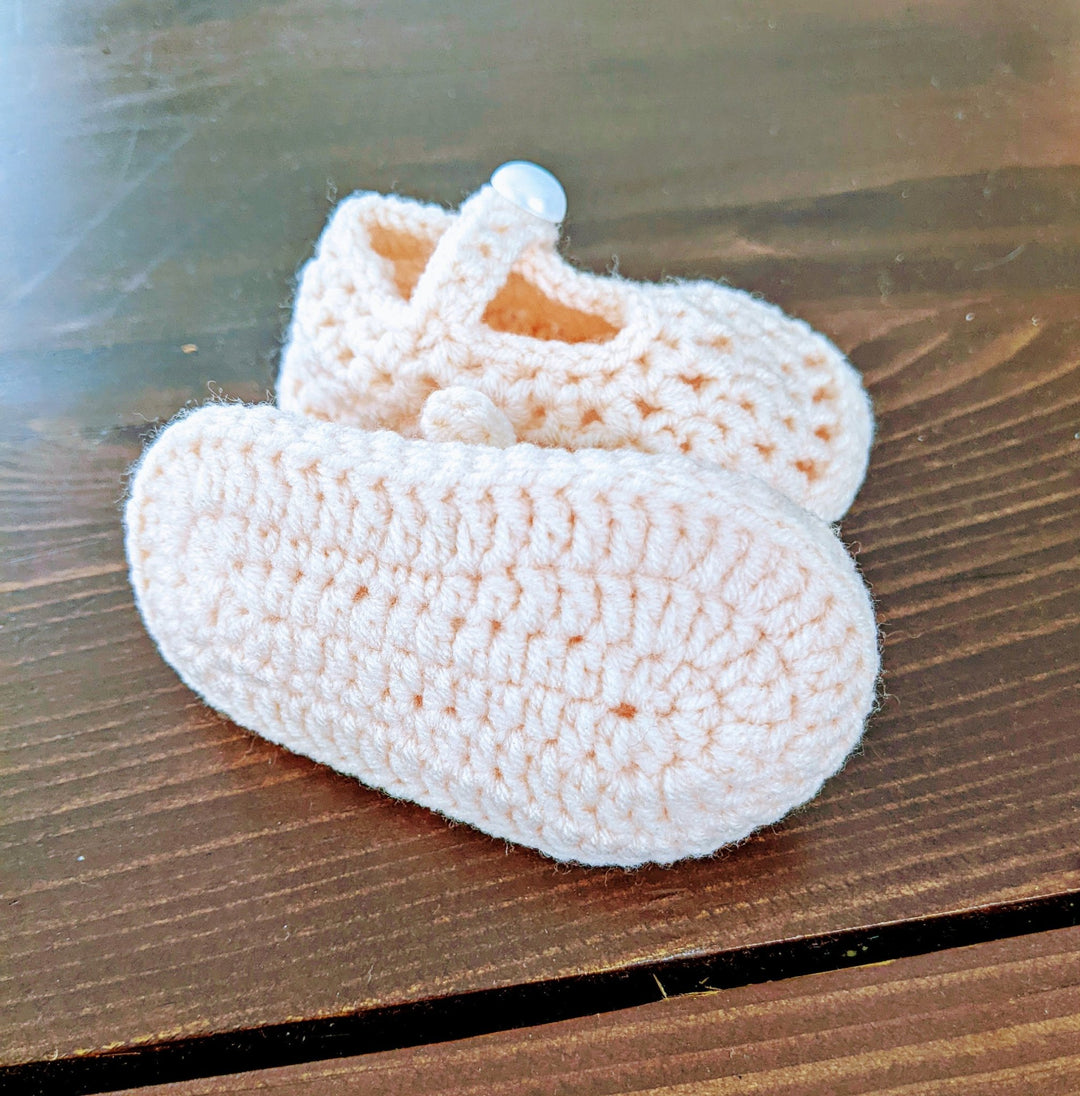 Amalisa Sweet Pink Crochet Newborn Shoes - Plum Sugar Shoppe