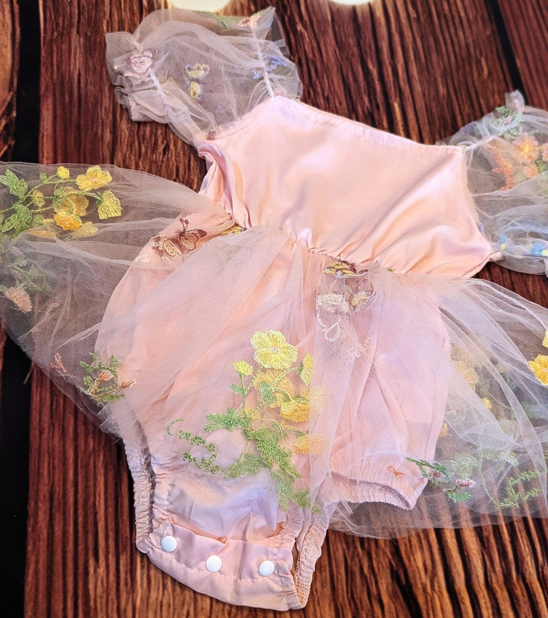 Bella Pink Embroidered Flower Dress - Plum Sugar Shoppe